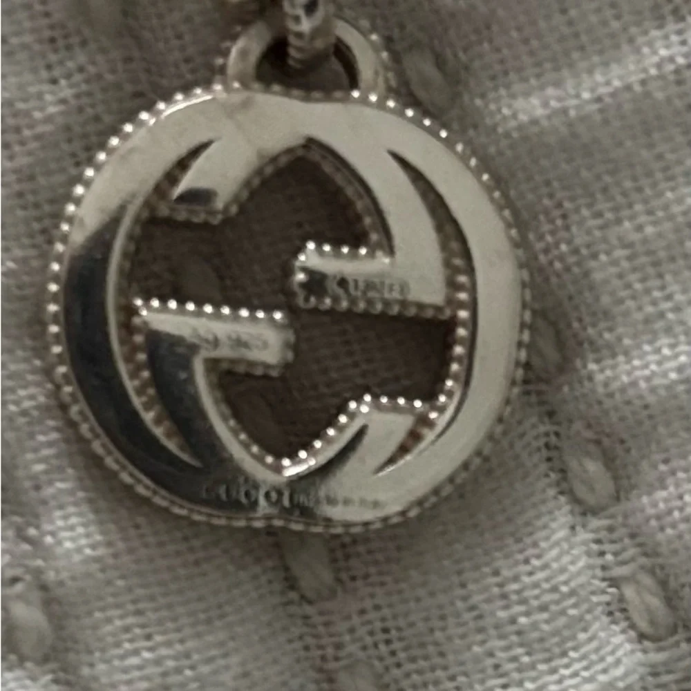 Gucci Silver Logo Pendant Necklace - Picture 7 of 8